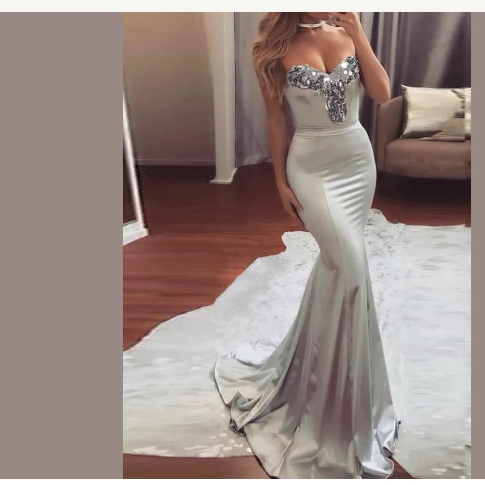 Women’s Formal Evening Gown